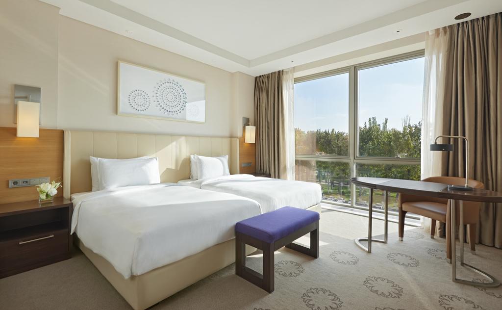 Hotel Hyatt Regency Taskent Exterior foto Deluxe Room